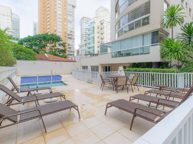 Apartamento com 124m² 3 quartos e 4 banheiros, à venda, no bairro Moema em São Paulo