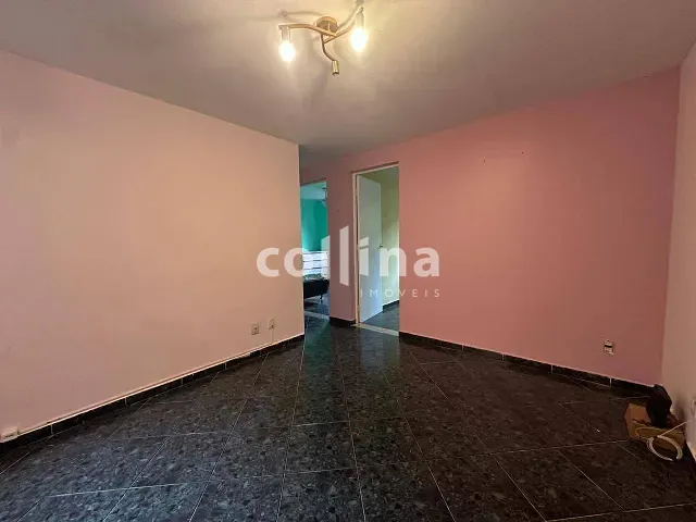 Apartamento 2 quartos e 1 banheiro, à venda, no bairro Jardim Maria Beatriz em Carapicuíba