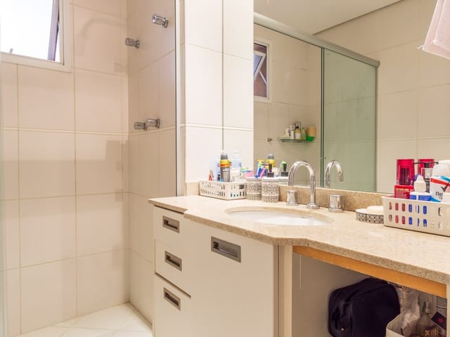 Apartamento com 137m² 3 quartos e 4 banheiros, à venda, no bairro Vila Olímpia em São Paulo