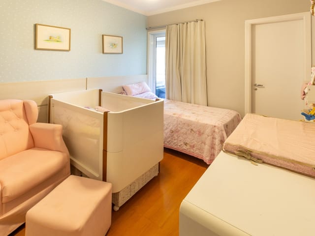 Apartamento com 137m² 3 quartos e 4 banheiros, à venda, no bairro Vila Olímpia em São Paulo