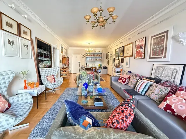 Apartamento com 210m² 3 quartos e 2 banheiros, à venda, no bairro Bela Vista em São Paulo