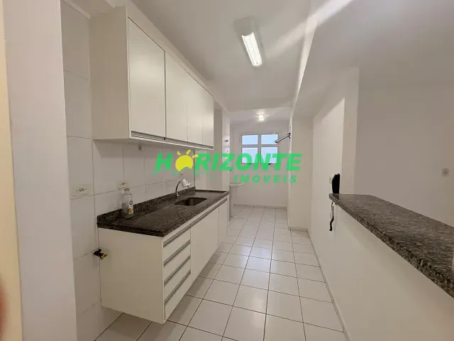 Apartamento 3 quartos e 2 banheiros, para alugar, no bairro Urbanova V em São José dos Campos