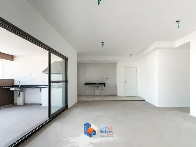 Apartamento com 236m² 3 quartos e 3 banheiros, à venda, no bairro Vila Gumercindo em São Paulo