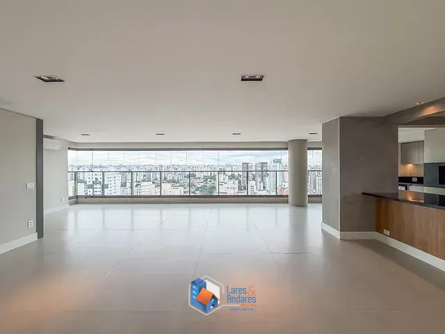 Apartamento com 190m² 4 quartos e 5 banheiros, à venda, no bairro Brooklin em São Paulo