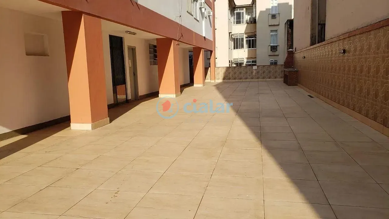 Apartamento, 2 quartos, 70 m² - Foto 2
