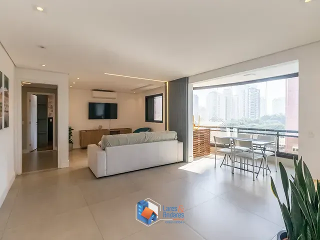 Apartamento com 2500m² 4 quartos e 5 banheiros, à venda, no bairro Jardim Anália Franco em São Paulo