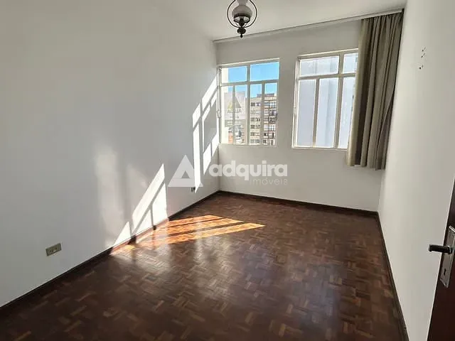 Apartamento com 165m² 3 quartos e 3 banheiros, à venda, no bairro Centro em Ponta Grossa
