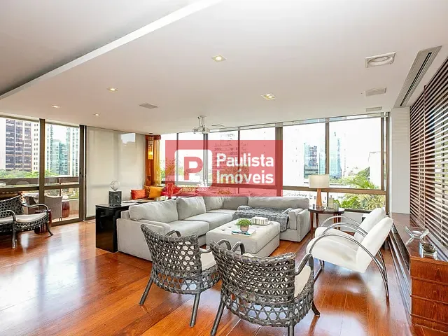 Apartamento com 225m² 3 quartos e 5 banheiros, à venda ou para alugar, no bairro Itaim Bibi em São Paulo
