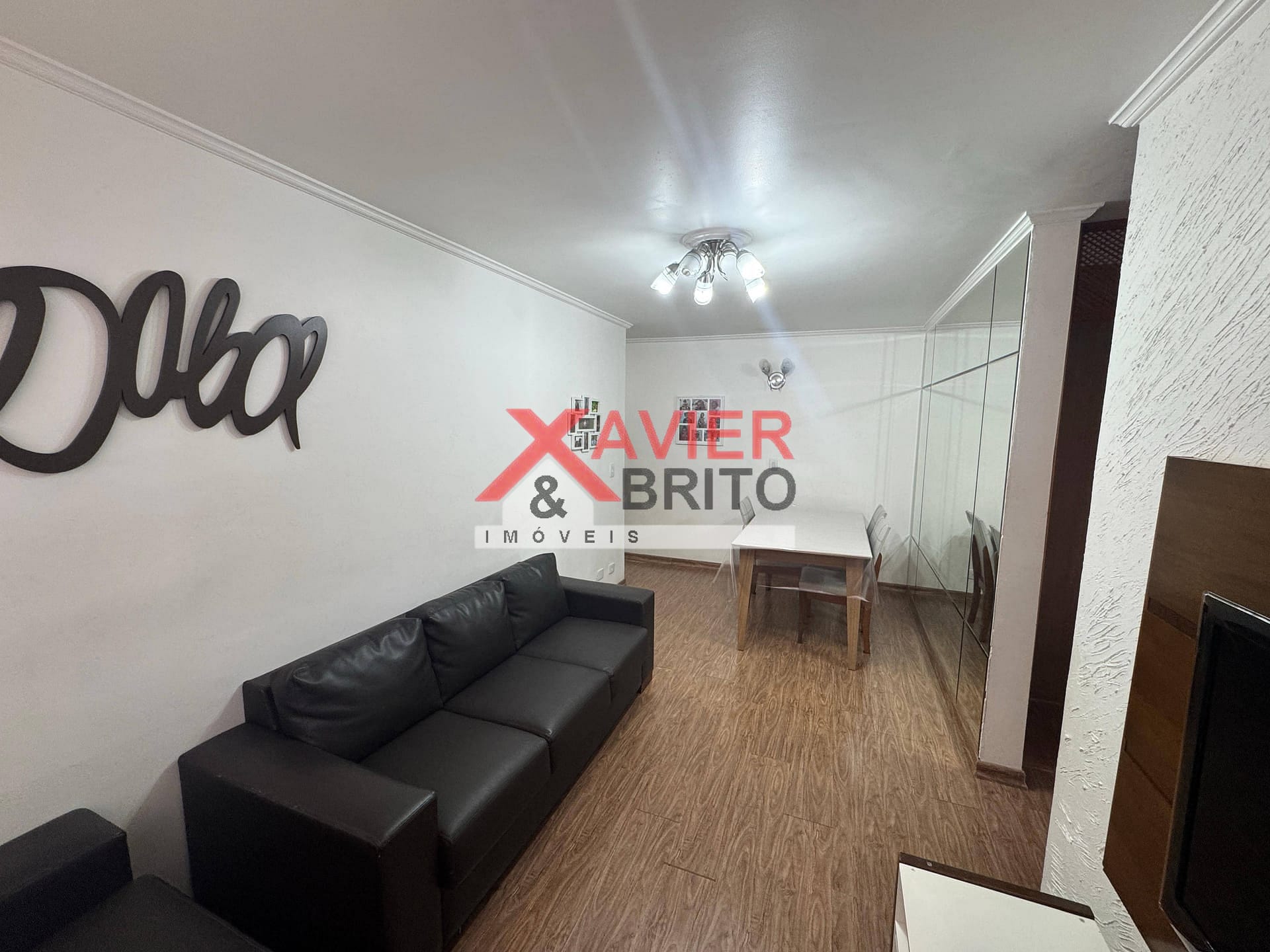 Apartamento à venda com 2 quartos, 60m² - Foto 2