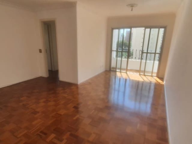 Foto do Apartamento - Apartamento com sacada em Moema - 87m² de conforto e lazer completo | Paulista Imóveis