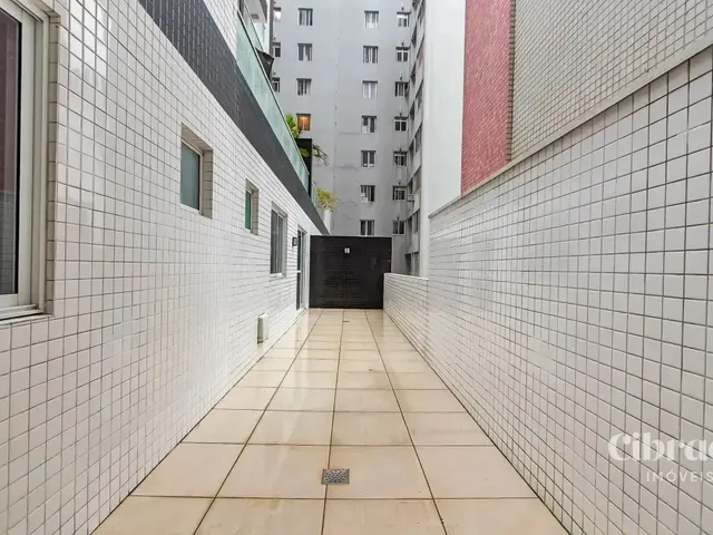 Apartamento 2 quartos e 2 banheiros, para alugar, no bairro Bigorrilho em Curitiba
