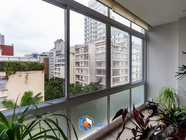 Apartamento com 182m² 3 quartos e 3 banheiros, à venda, no bairro Higienópolis em São Paulo