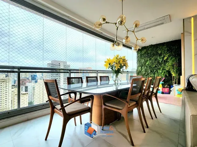 Apartamento com 134m² 2 quartos e 3 banheiros, à venda, no bairro Itaim Bibi em São Paulo