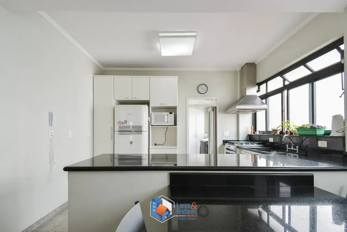Apartamento, 3 quartos, 220 m² - Foto 28