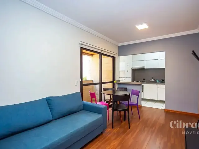 Apartamento 1 quarto e 1 banheiro, para alugar, no bairro Batel em Curitiba