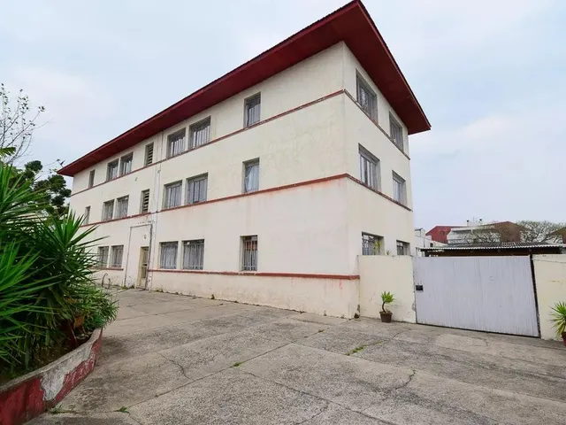 Apartamento 3 quartos e 1 banheiro, para alugar, no bairro Alto da XV em Curitiba