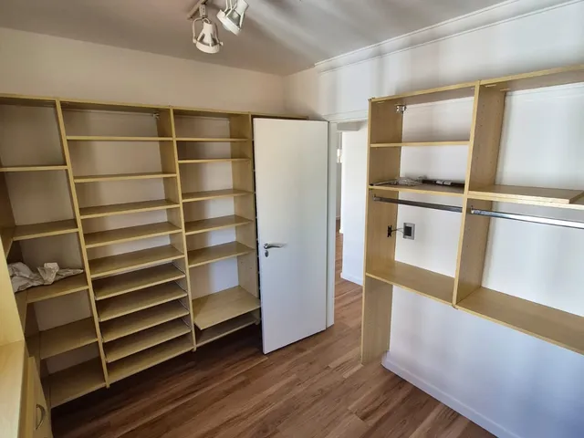 Foto do Apartamento - Apartamento para venda e locação em Moema com 2 quartos, sendo 1 suíte, 62m² | Lares e Andares Imóveis