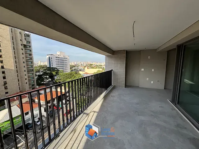 Apartamento com 150m² 3 quartos e 4 banheiros, à venda, no bairro Moema em São Paulo