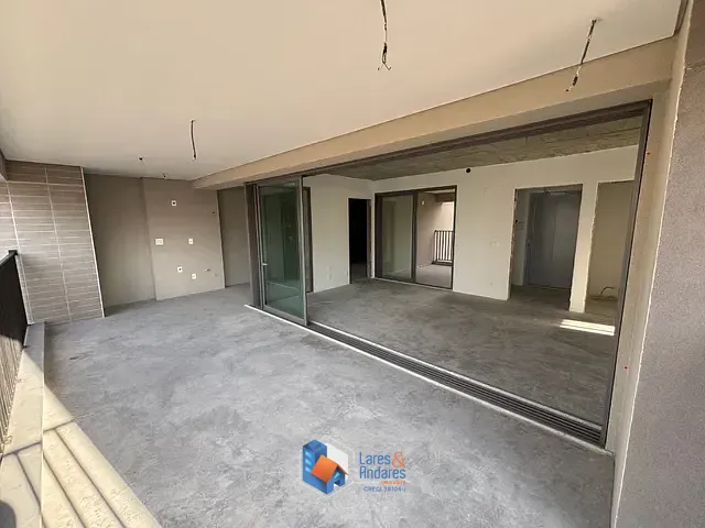 Apartamento com 150m² 3 quartos e 4 banheiros, à venda, no bairro Moema em São Paulo