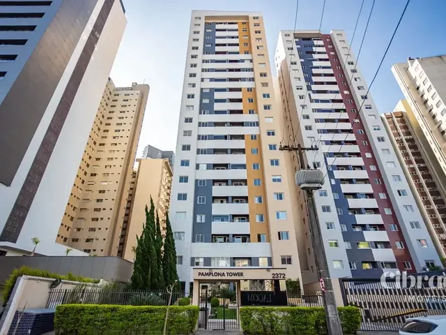 Apartamento 3 quartos e 3 banheiros, para alugar, no bairro Água Verde em Curitiba