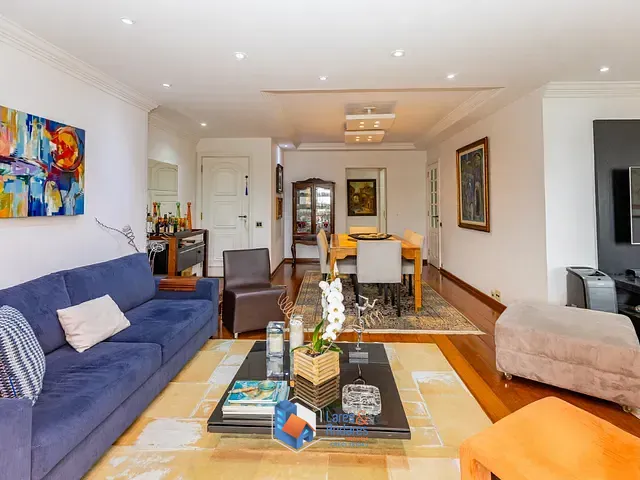 Apartamento com 222m² 3 quartos e 5 banheiros, à venda, no bairro Vila Nova Conceição em São Paulo