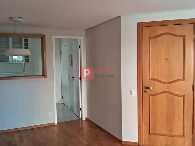 Apartamento com 117m² 3 quartos e 3 banheiros, para alugar, no bairro Santo Amaro em São Paulo
