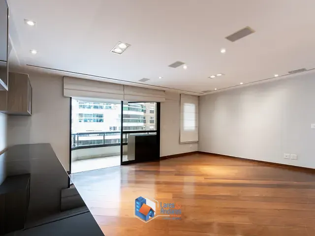 Apartamento com 303m² 4 quartos e 5 banheiros, à venda, no bairro Perdizes em São Paulo
