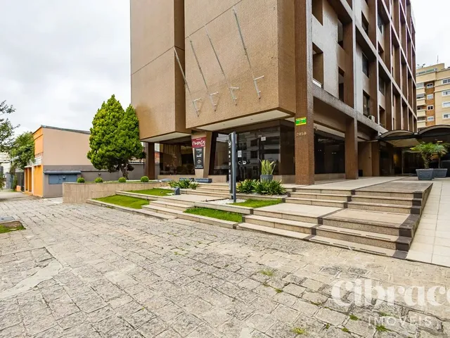 Apartamento 1 quarto e 1 banheiro, para alugar, no bairro Alto da Rua XV em Curitiba