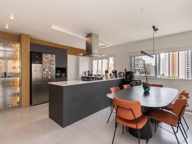 Foto do Apartamento - Triplex Sofisticado com Terraço Gourmet, 250m², Jacuzzi e Vista Panorâmica no Coração da Vila Olímpia | Paulista Imóveis