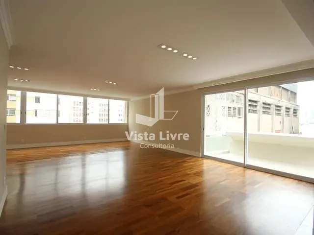 Apartamento com 210m² 3 quartos e 2 banheiros, à venda, no bairro Higienópolis em São Paulo