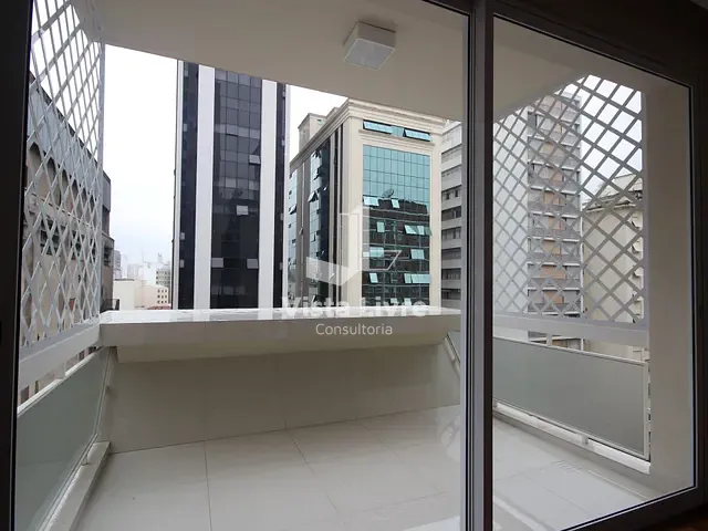 Apartamento com 210m² 3 quartos e 2 banheiros, à venda, no bairro Higienópolis em São Paulo