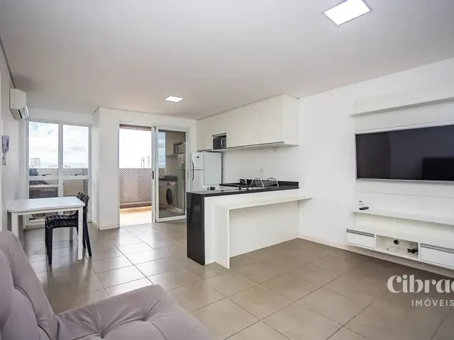 Apartamento 1 quarto e 1 banheiro, para alugar, no bairro Centro Cívico em Curitiba