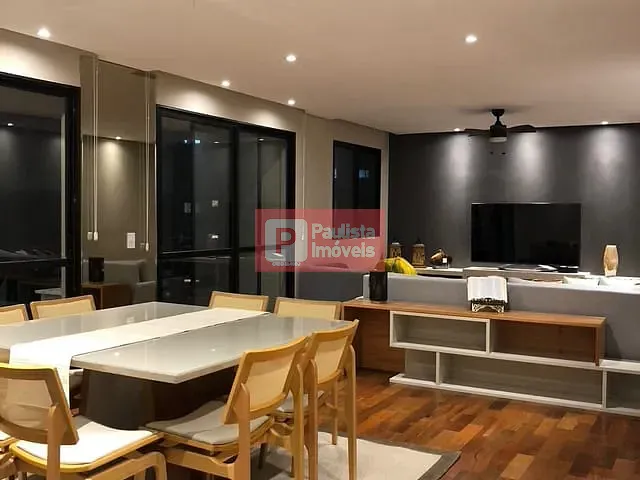 Apartamento com 300m² 4 quartos e 5 banheiros, à venda ou para alugar, no bairro Santo Amaro em São Paulo