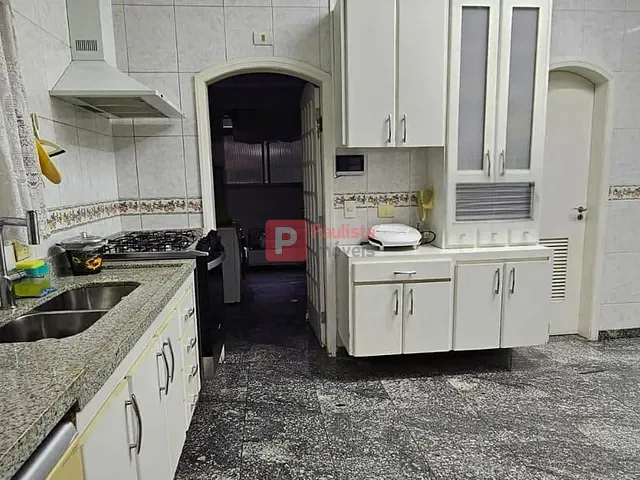 Apartamento com 350m² 4 quartos e 5 banheiros, à venda ou para alugar, no bairro Campo Belo em São Paulo