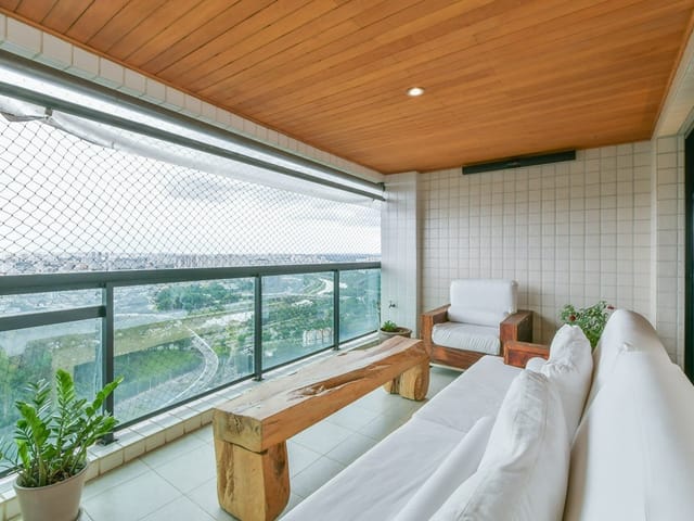 Foto do Apartamento - Cobertura de luxo com piscina no Villaggio Panamby + 305m² de exclusividade e sofisticação no Panamby | Paulista Imóveis