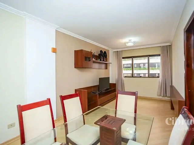 Apartamento 2 quartos e 3 banheiros, para alugar, no bairro Água Verde em Curitiba