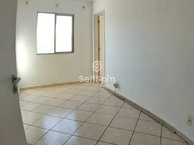 Apartamento 2 quartos e 1 banheiro, para alugar, no bairro Largo da Batalha em Niterói