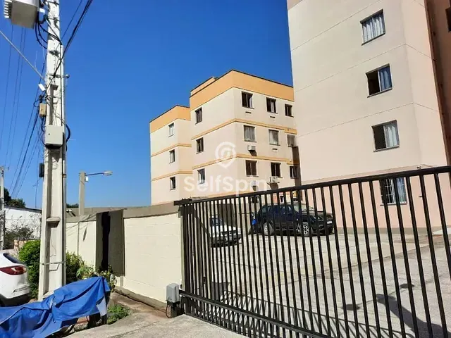 Apartamento 2 quartos e 1 banheiro, para alugar, no bairro Largo da Batalha em Niterói