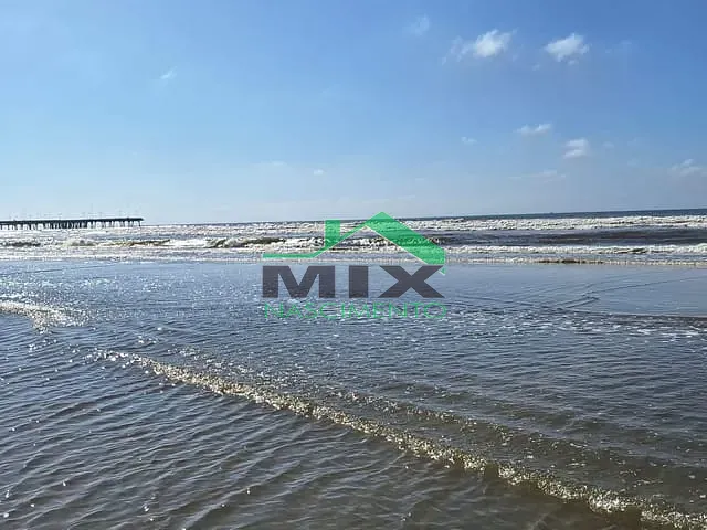 Apartamento com 45m² 2 quartos e 1 banheiro, à venda, no bairro Itaóca em Mongaguá