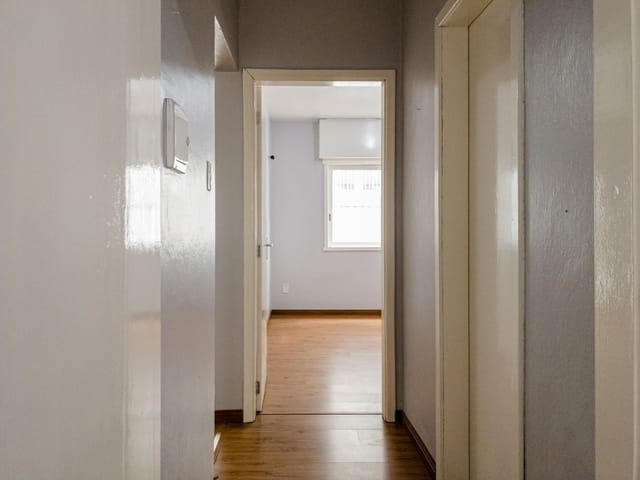 Apartamento 2 quartos e 1 banheiro, à venda, no bairro Centro em Pelotas