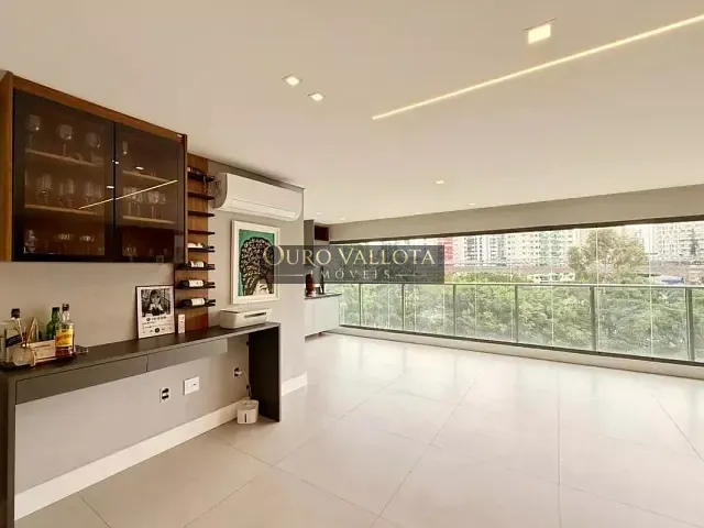 Apartamento 3 quartos e 4 banheiros, à venda, no bairro Campo Belo em São Paulo