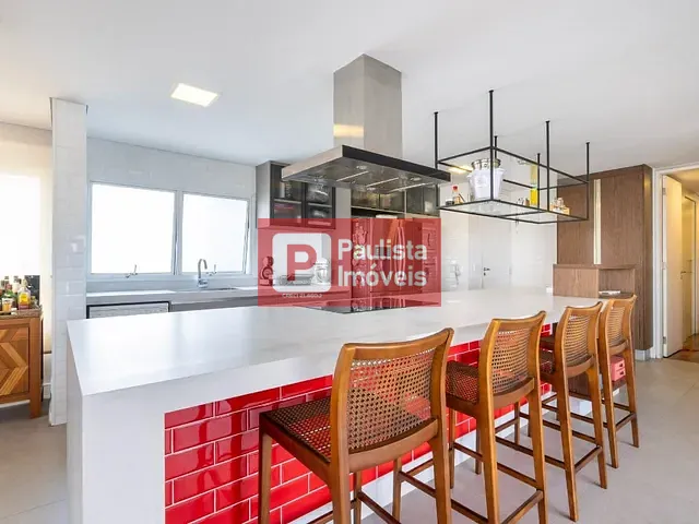Apartamento com 210m² 4 quartos e 4 banheiros, à venda, no bairro Vila Andrade em São Paulo