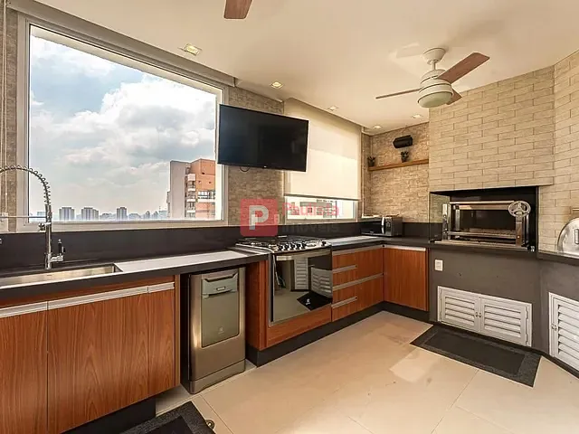 Apartamento com 355m² 4 quartos e 6 banheiros, à venda, no bairro Vila Andrade em São Paulo