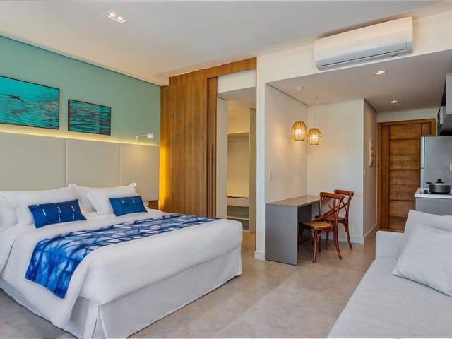 Foto do Apartamento - Apartamento á venda com 40m², Jacuzzi e Vista para o Mar – Alto Padrão, Quitado e Pronto para Morar, Ilha Bela-SP | Paulista Imóveis