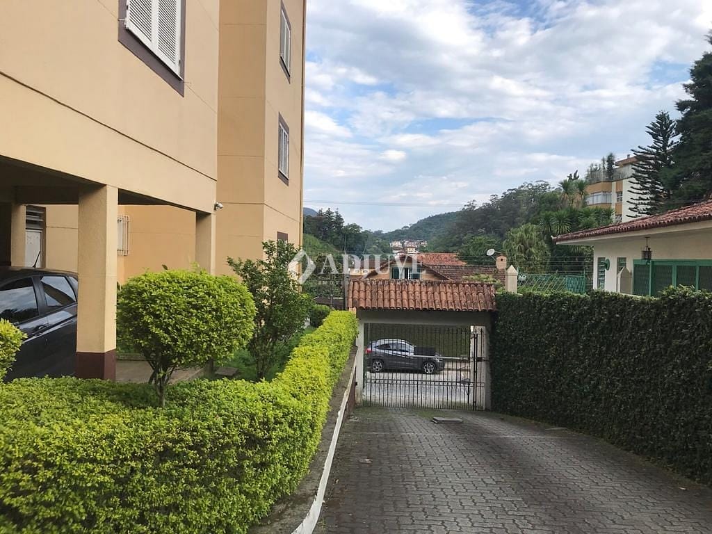Apartamento à venda com 3 quartos, 98m² - Foto 1