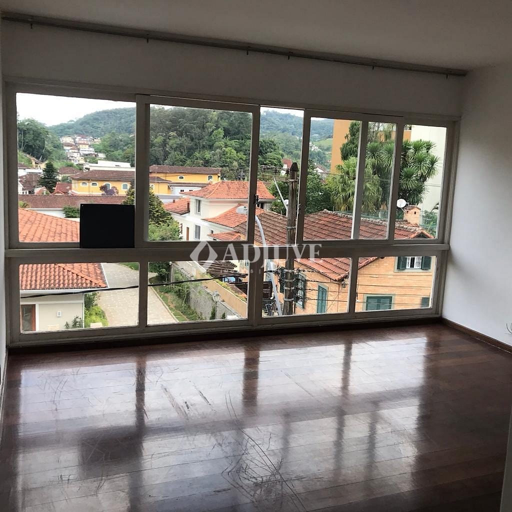 Apartamento à venda com 3 quartos, 98m² - Foto 3