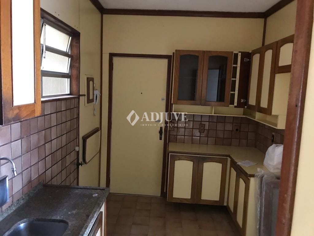 Apartamento à venda com 3 quartos, 98m² - Foto 17