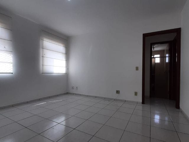Foto do Apartamento - Apartamento à venda  ,  Edificio Pontevedra, proximo à Av. JK e Paranagua,  mobiliado , com  69mts de área útil , 2 dormitorios -  Londrina, PR | Guepardo Imob