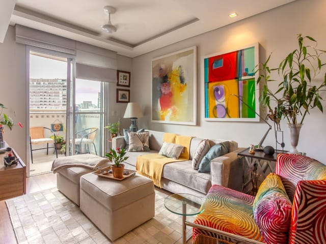 Foto do Apartamento - Apartamento com 80m², Varanda e Cozinha Americana em Moema, Conforto e Sofisticação a 1,5 km do Ibirapuera | Paulista Imóveis