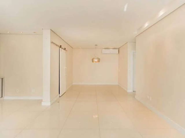 Foto do Apartamento - Apartamento para venda e locação com 130 m², 3 quartos, 1 suíte, 1 vaga de garagem no Itaim Bibi, São Paulo-SP | Paulista Imóveis